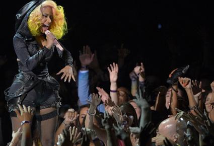 حفل جوائز الـ"MTV": مفاجآت موسيقية وجمالية بالجملة 